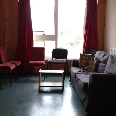 The Old School House Hostel *